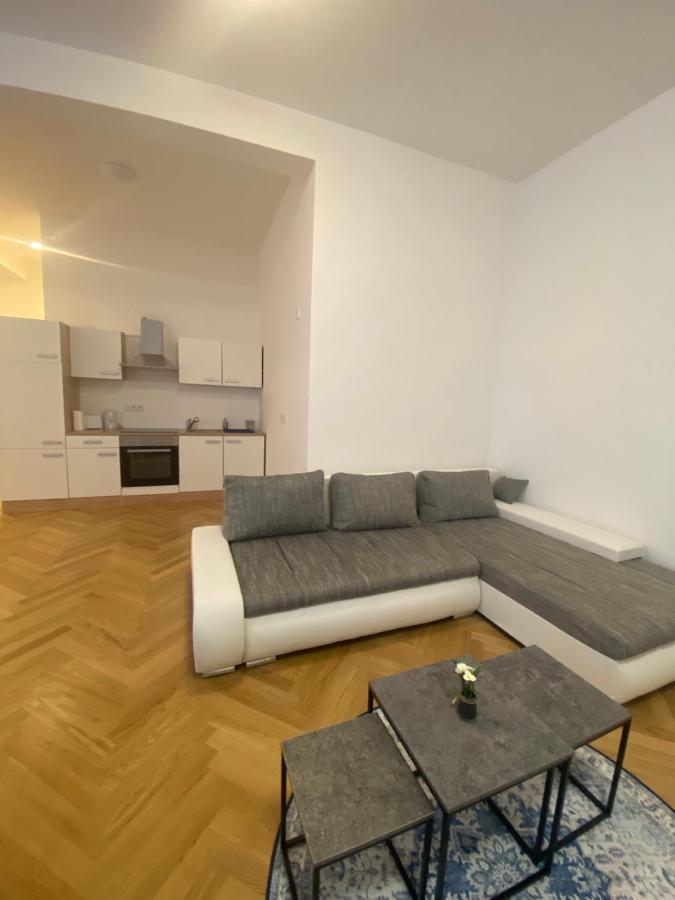 Home Sweet Home Vienna - Penthouse Kültér fotó